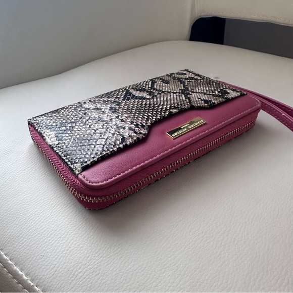 Adrianne Vittadini Wristlet Wallet for Women - Picture 10 of 11